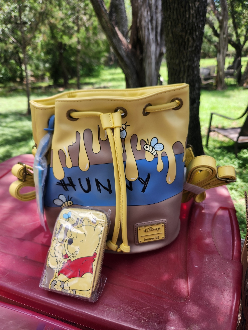 Disney x Loungefly Winnie the Pooh 'Hunny' Yellow Bucket Bag/ Matching Wallet